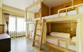 Hotel Forest Lake Backpackers' Hostel